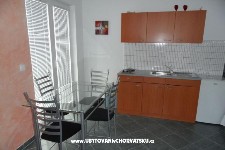 Apartments Ćurić – photo 9